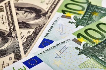 FOREX-Dollar climbs vs euro on German PMI leave out; yen strong 2