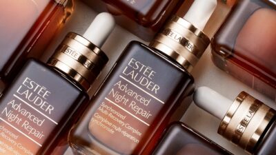 Estee Lauder's Buyouts & Robust Online Business Bode Well 8