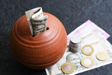 SBI account holder? Your Bank has Linked Savings Account Deposits, Loans to REPO charge - Its Impact Explained 1