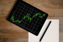 How ADSS Stands Out in the UAE: A Review of Trading Tools and Features 2